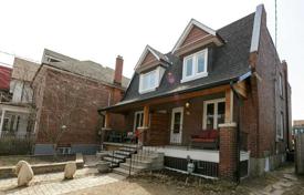 Terraced house – York, Toronto, Ontario,  Canada for C$1,924,000