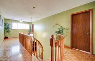 4-bedroom house in Etobicoke for C$1,714,000
