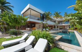 Modern villa with a large plot, a swimming pool, terraces and views of the bay, Miami Beach, USA for $13,900,000
