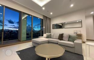 3-bedroom apartments in condo 157 m² in Watthana for $640,000
