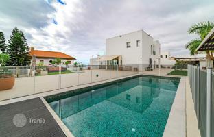 5-bedroom villa 450 m² in Roque del Conde for 2,100,000 €
