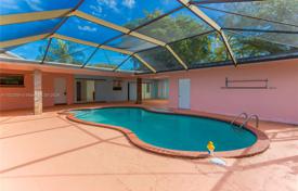 Townhome – Palmetto Bay, Florida, USA for $1,250,000