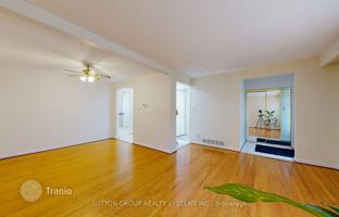 9-bedroom townhouse in North York for C$1,145,000