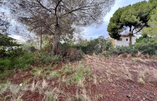 Land plot 885 m² in Moraira for 800,000 €