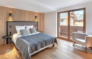 5-bedroom chalet in Meribel for 2,650,000 €
