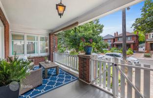 7-bedroom house in Old Toronto for C$2,122,000