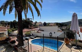 5-bedrooms townhome 236 m² in Tossa de Mar, Spain for 525,000 €