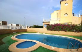 Three-storey villa with a pool in Orihuela, Alicante, Spain for 254,000 €