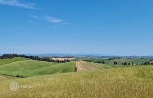 Villa 1,170 m² in Monteroni D'arbia for 1,000,000 €
