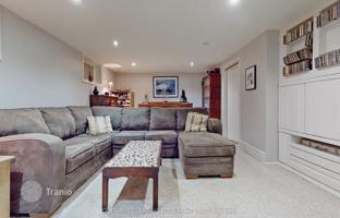 10-bedroom house in Scarborough for C$2,119,000