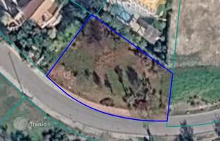 Land plot 1,094 m² in Mouttagiaka for 920,000 €