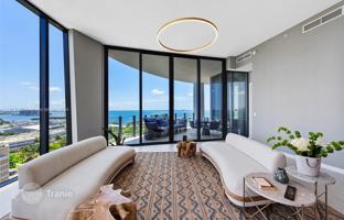 3-bedroom apartments in condo 237 m² in South Bayshore Drive for $7,250,000