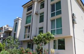 One-bedroom apartment just 100 meters from the beach in Lozenets, Bulgaria, 72 sq. m., price 104,000 euros for 104,000 €