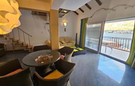 Four bedroom apartment 115 m² with sea view in Muo, Kotor for 330,000 €
