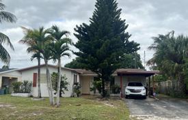 Townhome – Fort Lauderdale, Florida, USA for $390,000