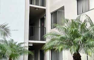 3-bedroom apartments in condo 97 m² in West End for $340,000