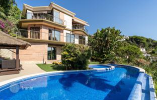 6-bedroom villa 360 m² in Lloret de Mar for 1,590,000 €