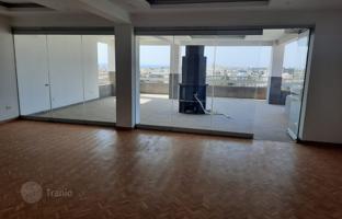 3-bedroom penthouse 248 m² in Larnaca for 450,000 €