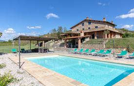 Estate with a huge land, a swimming pool, a SPA in Reggello, Tuscany, Italy for 1,250,000 €