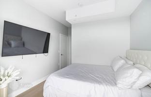 1-bedroom apartment in Etobicoke for C$792,000