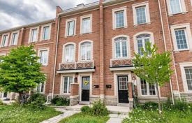 Terraced house – North York, Toronto, Ontario,  Canada for C$1,056,000
