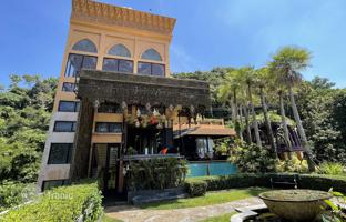 5-bedroom villa 2,300 m² in Karon for $7,430,000