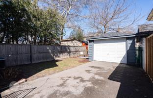 8-bedroom house in East York for C$2,032,000