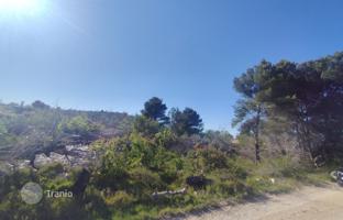 Land plot 2,500 m² in Sibenik-Knin for 80,000 €