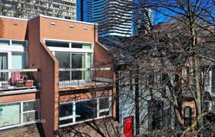 7-bedroom townhouse in McGill Street for C$1,827,000