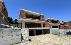 5-bedroom villa 198 m² in Pefkochori for 850,000 €