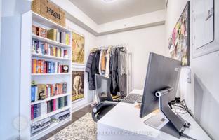 5-bedroom apartment in The Esplanade for C$1,129,000