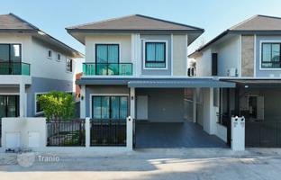 4-bedroom villa 170 m² in Pattaya for $188,000