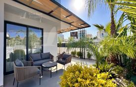 Villa with a private swimming pool, in a popular tourist area, Pernera for 543,000 €
