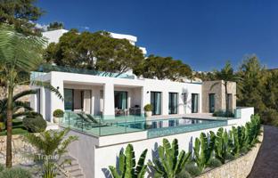 4-bedroom cottage 188 m² in Calpe for 1,750,000 €