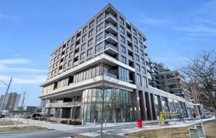 3-bedroom apartment in Etobicoke for C$976,000