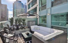 Apartment – Queens Quay West, Old Toronto, Toronto,  Ontario,   Canada for C$900,000