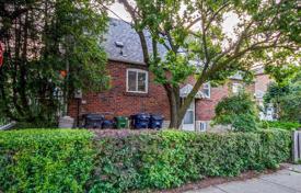 Townhome – East York, Toronto, Ontario,  Canada for C$1,153,000