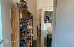5-bedroom villa 260 m² in Pattaya for $784,000
