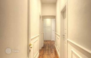 4-bedroom apartment 85 m² in Florence for 900,000 €