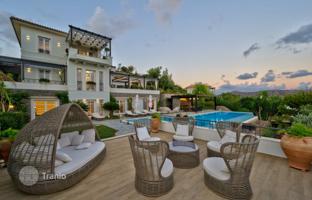 6-bedroom villa 623 m² in Agios Nikolaos (Crete) for 4,800,000 €