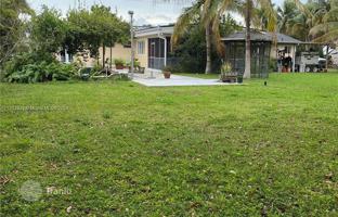 Land plot in Miami for 1,918,000 €