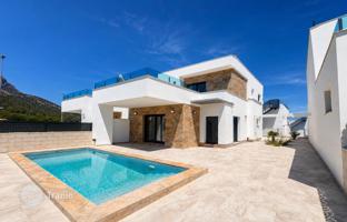 3-bedroom villa 124 m² in Polop for 469,000 €
