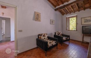5-bedroom country house 1,030 m² in Siena for 1,250,000 €