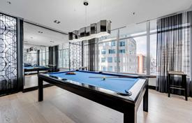 Apartment – Richmond Street West, Old Toronto, Toronto,  Ontario,   Canada for C$1,190,000