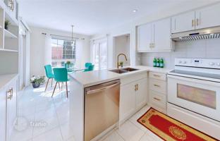 13-bedroom house in Scarborough for C$1,575,000