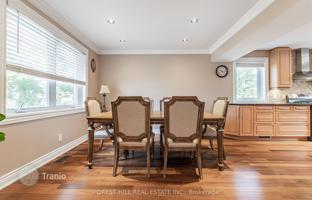 13-bedroom house in North York for C$2,677,000