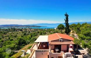 Three-level villa with a large plot and beautiful sea views in Kranidi, Peloponnese, Greece for 395,000 €