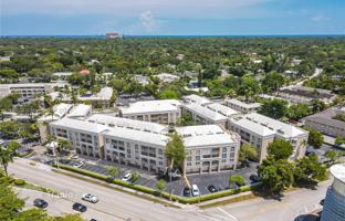 2-bedroom apartments in condo 85 m² in Coral Gables for $450,000