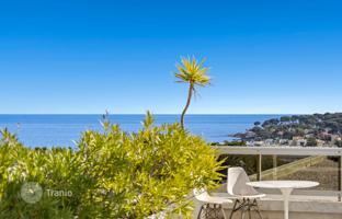 3-bedroom apartment in Antibes for 1,550,000 €