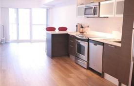 Apartment – Yonge Street, Toronto, Ontario,  Canada for C$856,000